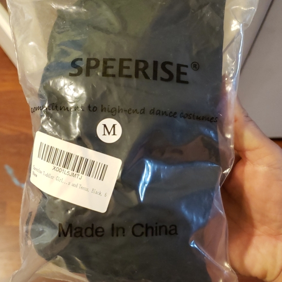 New Girls M long sleeve leotard - Picture 3 of 3